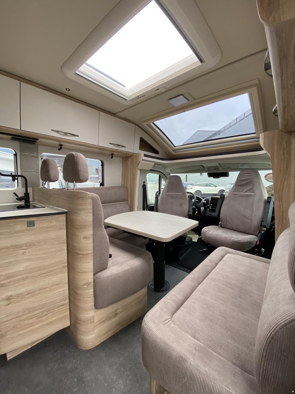 Eura Mobil Profila T 675 SB