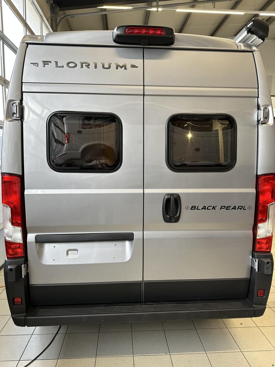 Fleurette Florium Blackpearl 59 LT