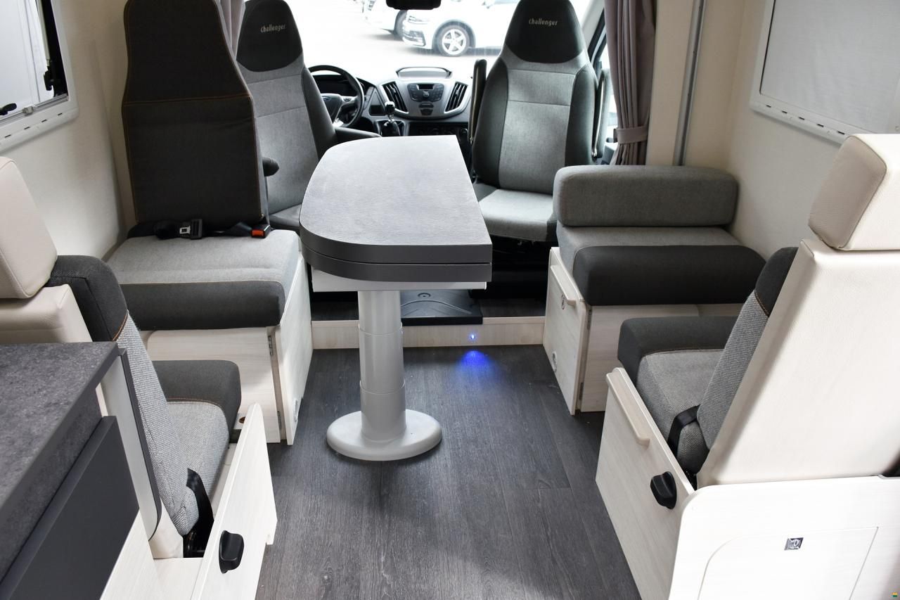 Challenger TRIGANO QUARTZ 380 2.0 TDCI