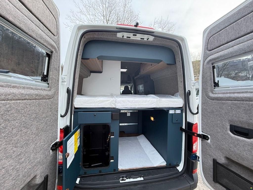 Hymer Eriba Car 600 Bicolour Blue