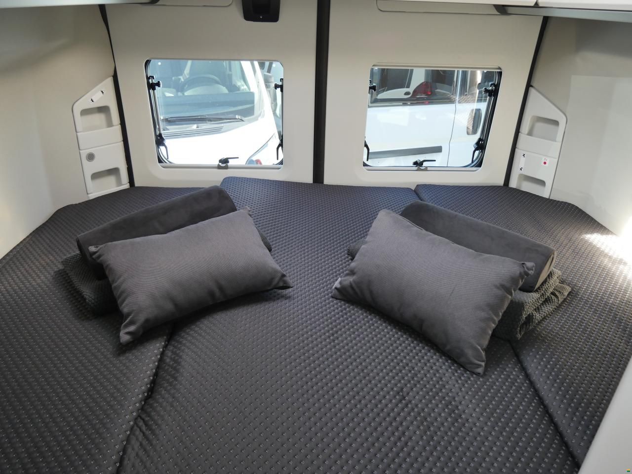 Adria Twin Supreme 600 SLB