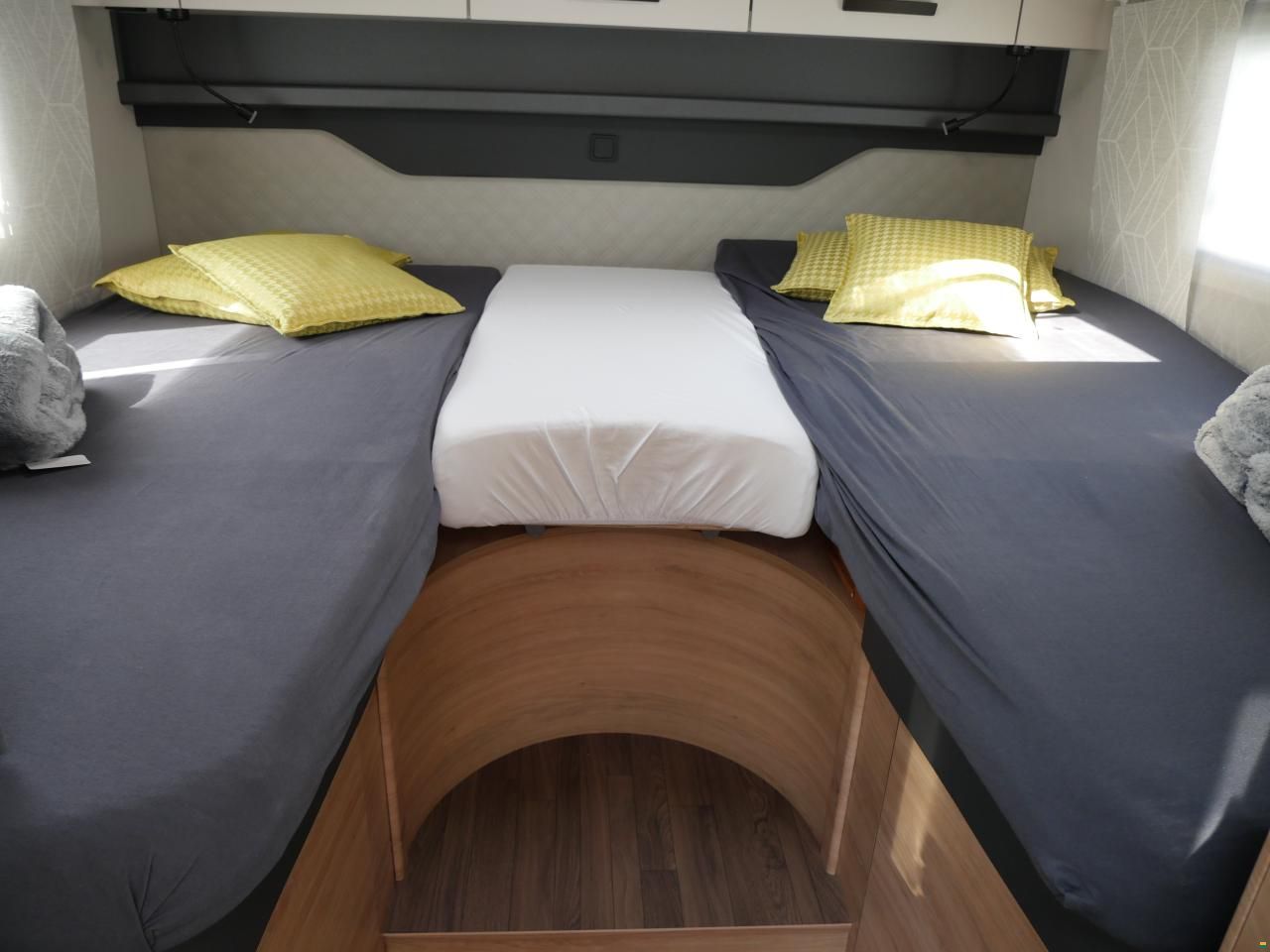 Knaus Live Ti 650 MEG Platinum Selection