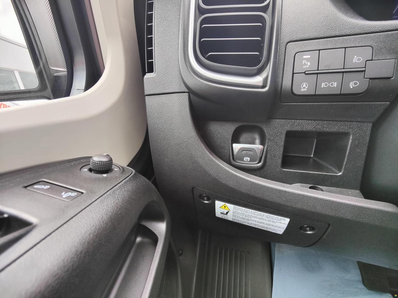 Westfalia Columbus 600 E Aufstelldach