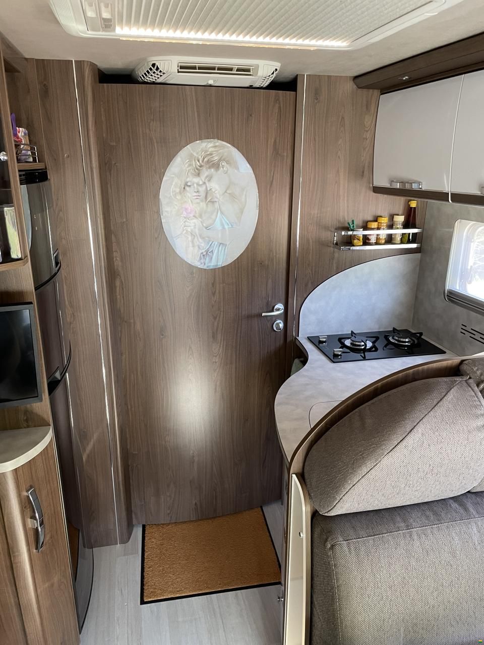 Frankia F-Line Luxery