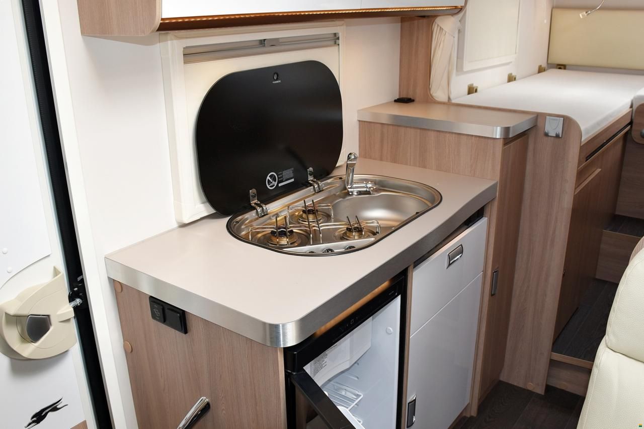 Laika KOSMO COMPACT V9 2.2 MJ140