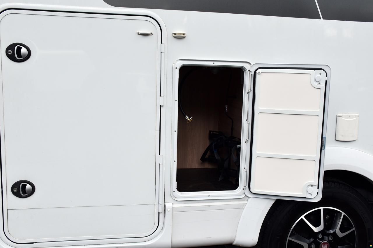 Laika KOSMO COMPACT V9 2.2 MJ140