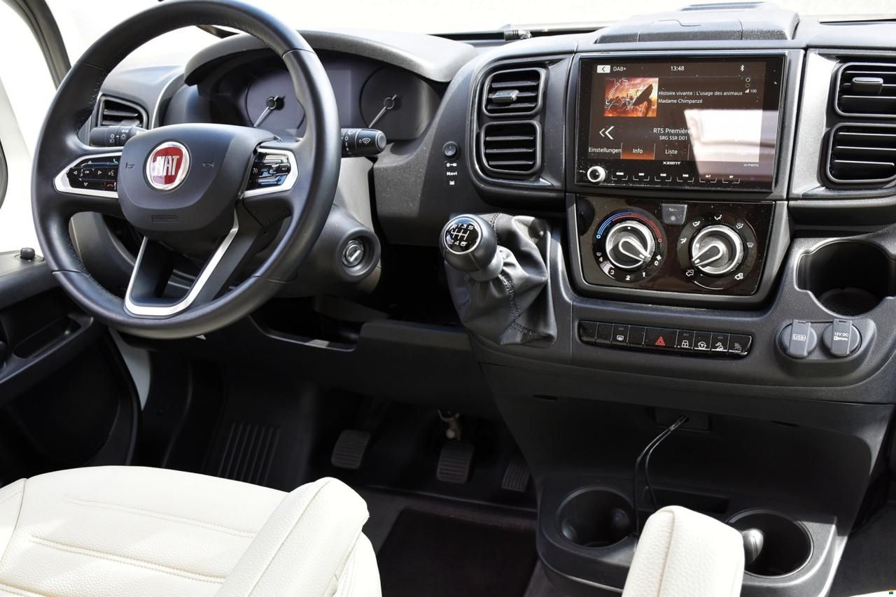 Laika KOSMO COMPACT V9 2.2 MJ140