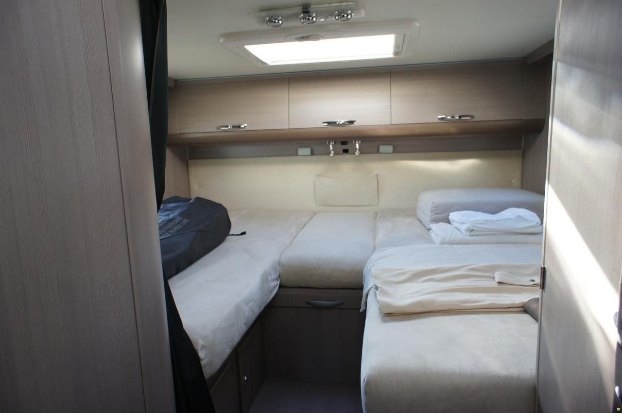 Adria Matrix Supreme 687 SL