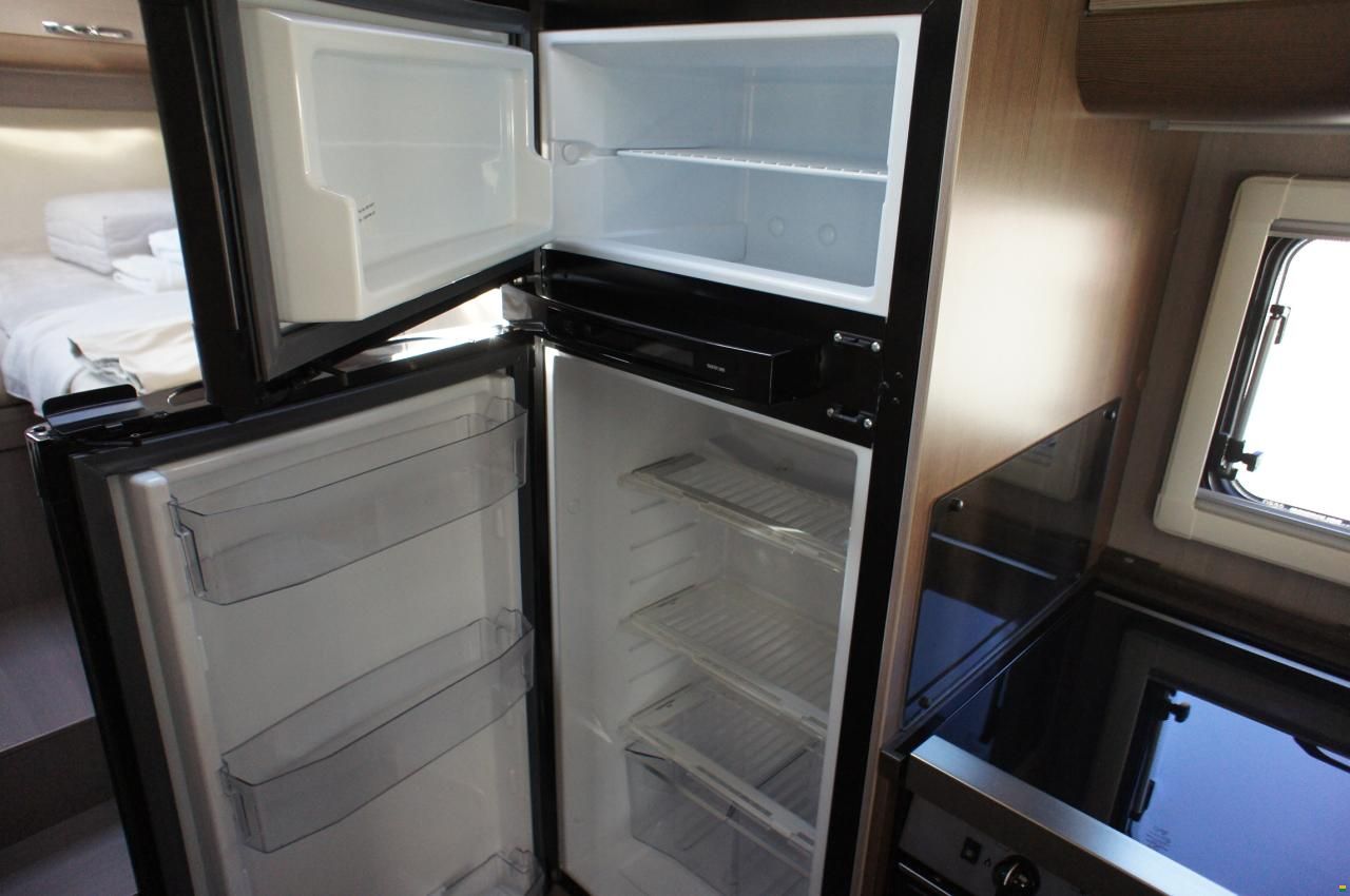 Adria Matrix Supreme 687 SL