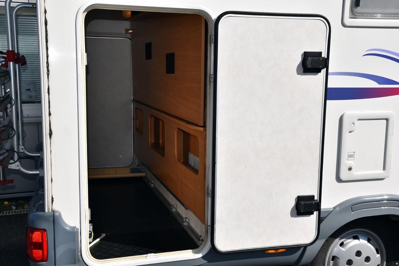 Challenger 163 2.8 JTD DIESEL ALKOVEN