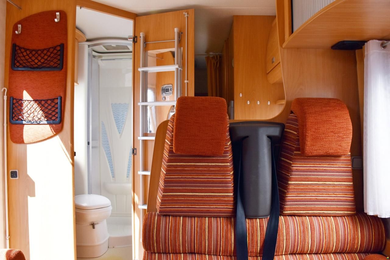 Challenger 163 2.8 JTD DIESEL ALKOVEN