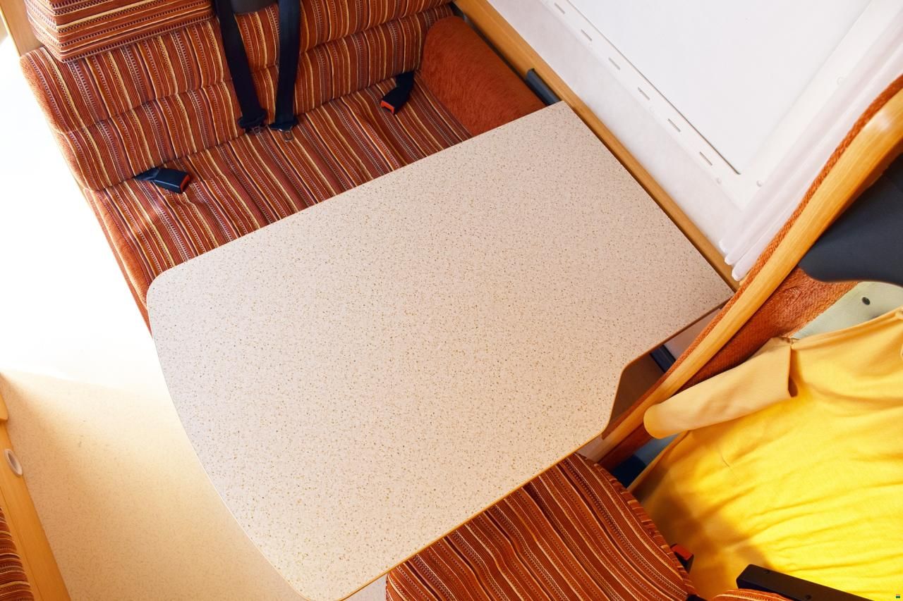 Challenger 163 2.8 JTD DIESEL ALKOVEN