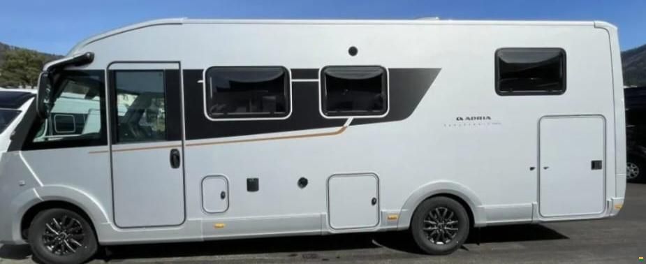 Adria Supersonic 780 SL