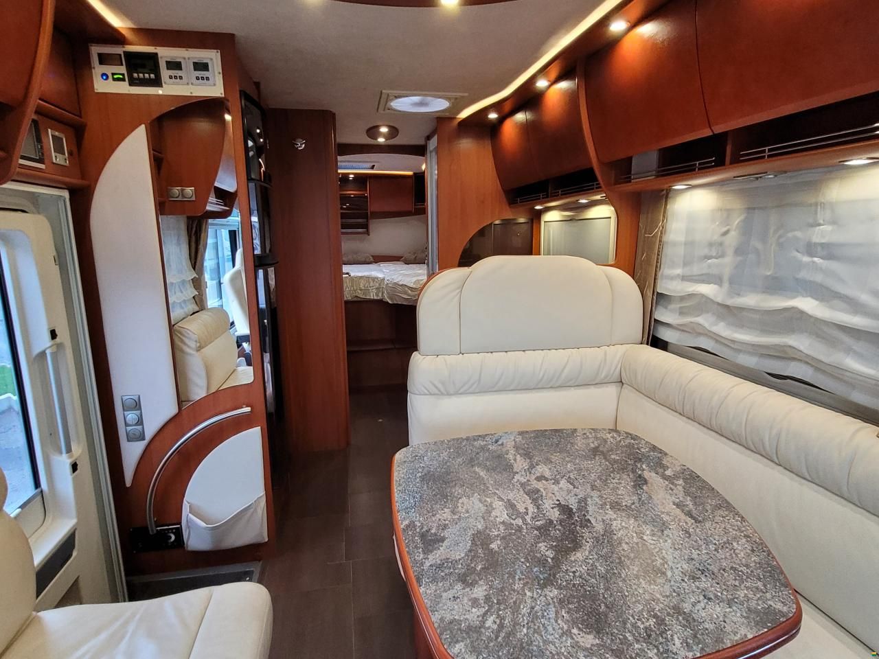 Concorde Carver 771 L