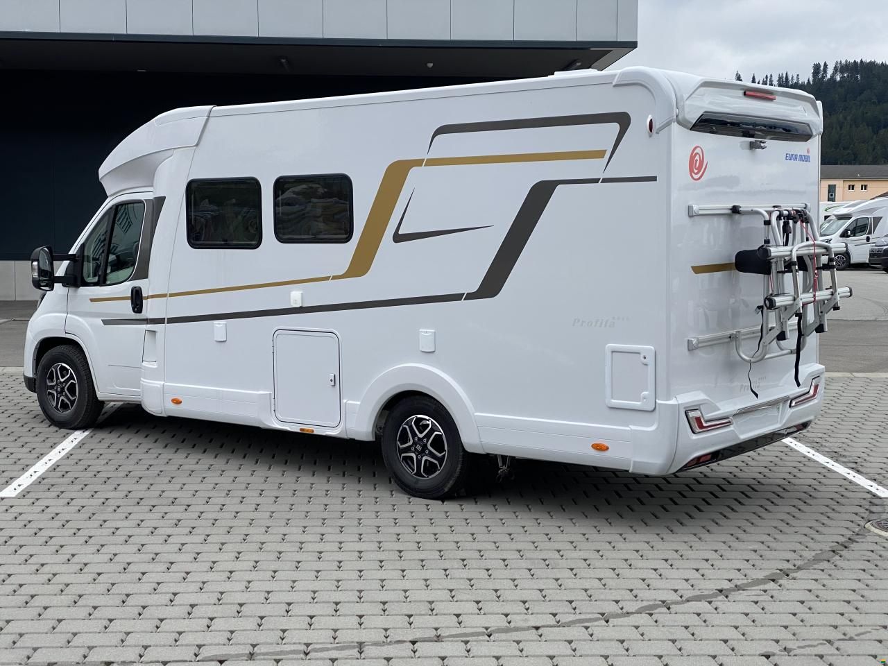 Eura Mobil Profila T 675 SB