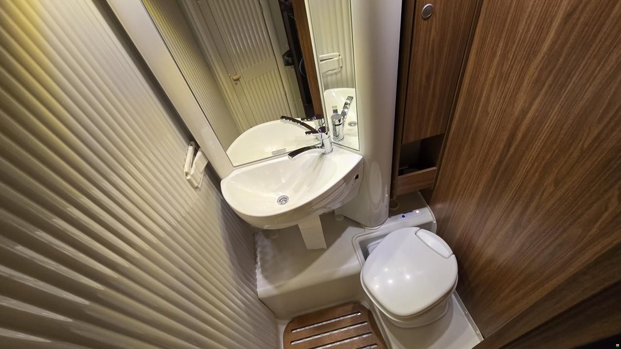 Carado A 461 / 6Plätzer