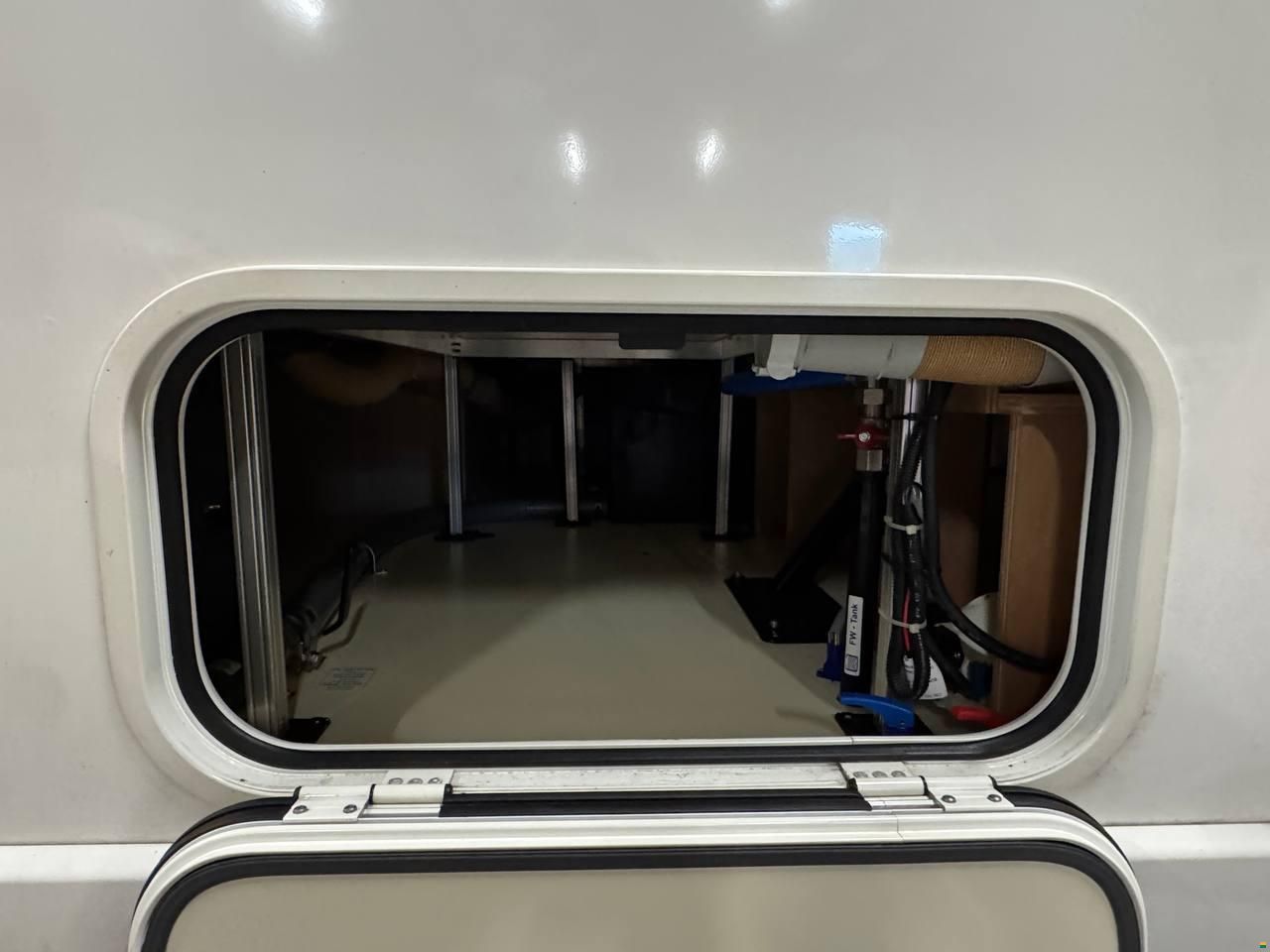 Eura Mobil Activa One 690 HB