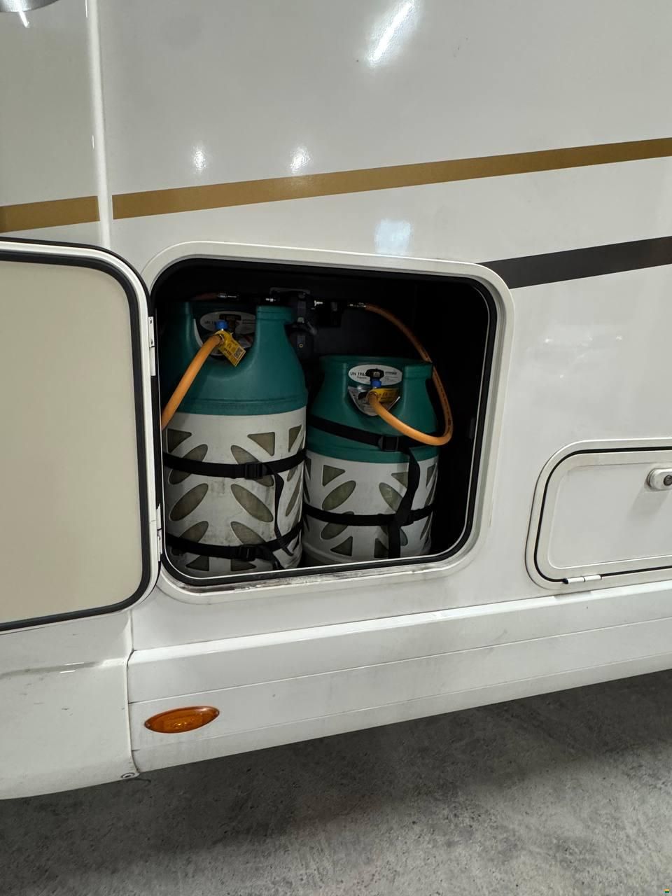 Eura Mobil Activa One 690 HB