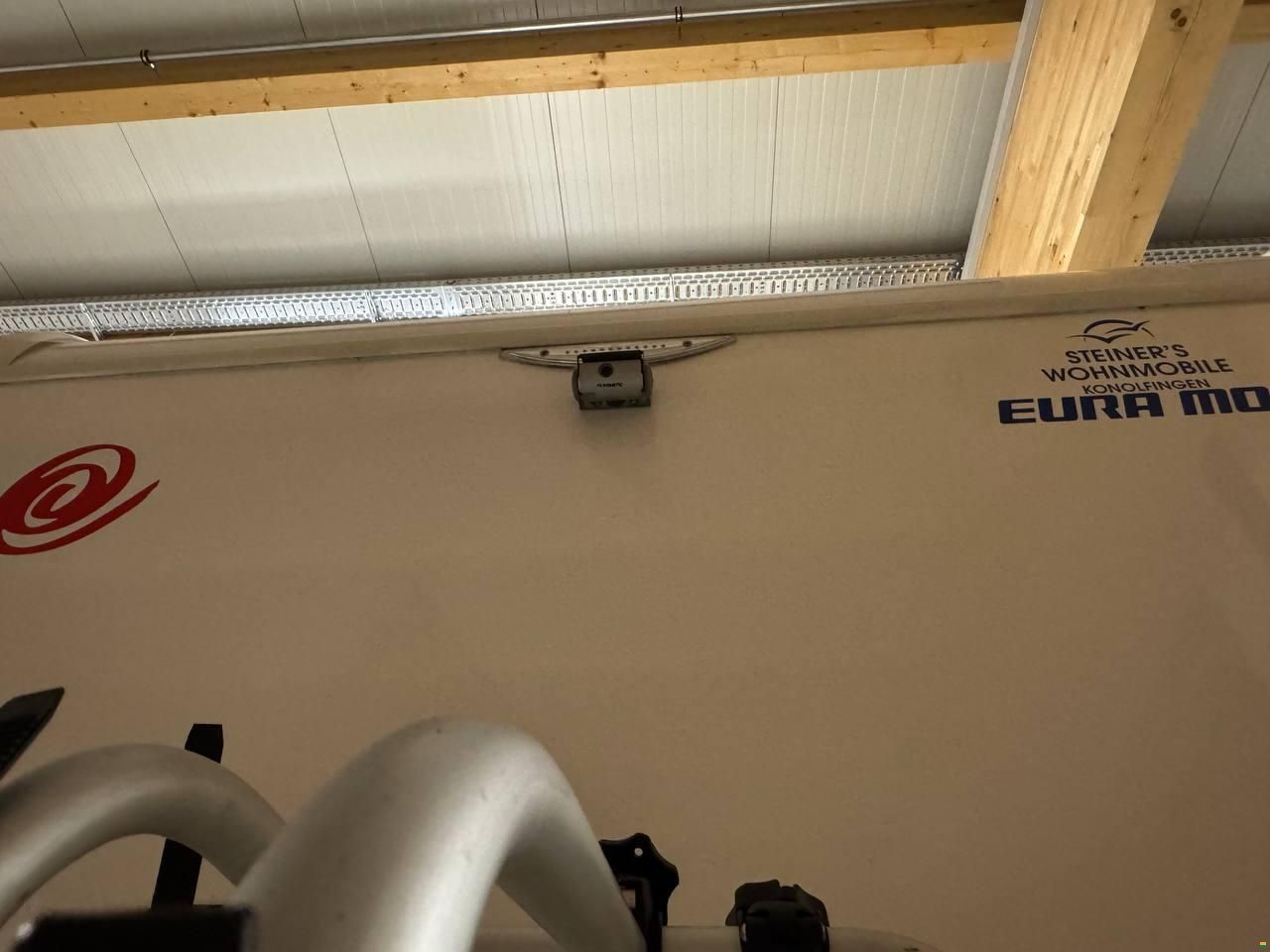 Eura Mobil Activa One 690 HB