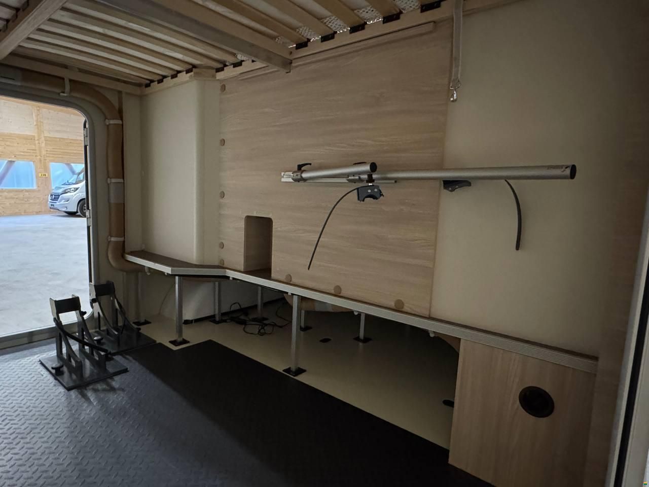 Eura Mobil Activa One 690 HB