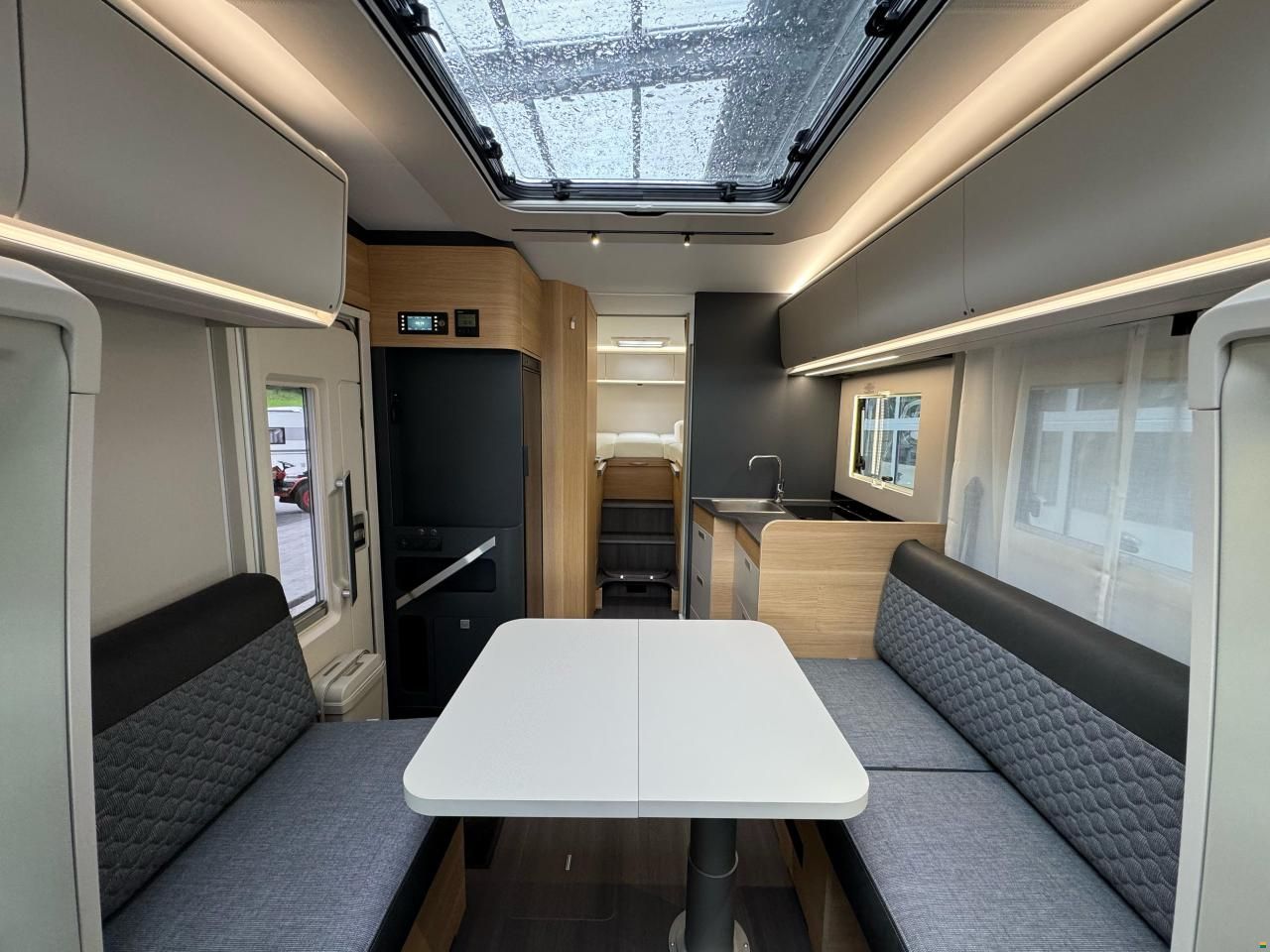 Adria Coral Axess 650 DL