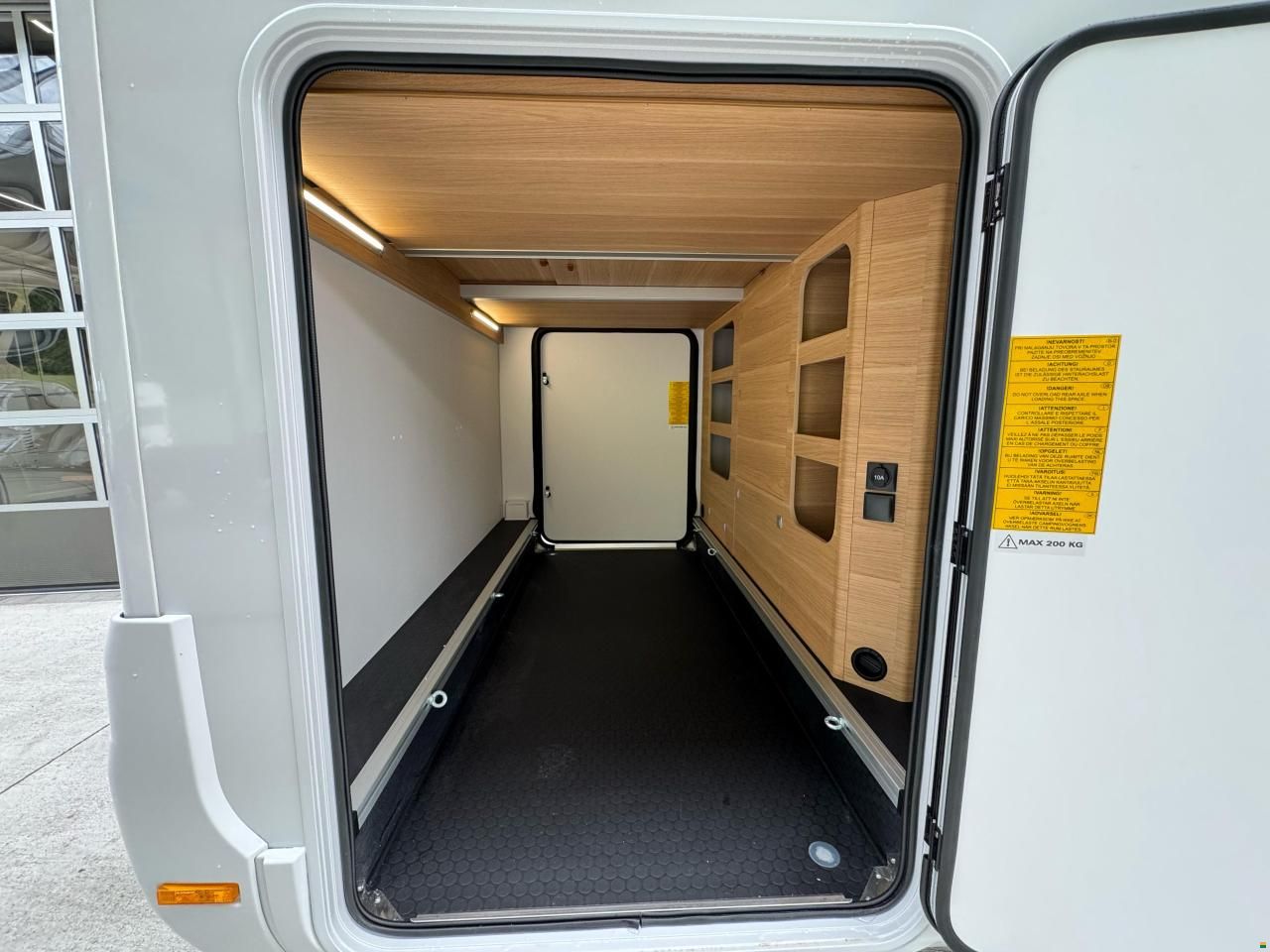 Adria Coral Axess 650 DL