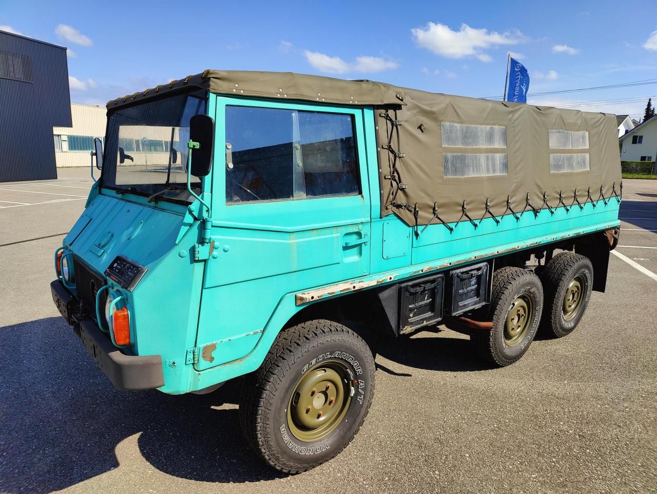 712 M 6x6 Kommandokabine