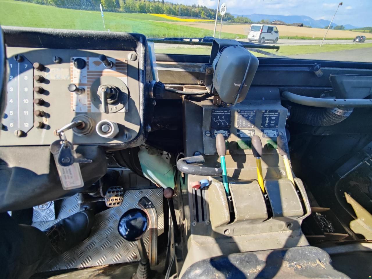 712 M 6x6 Sanitätskabine