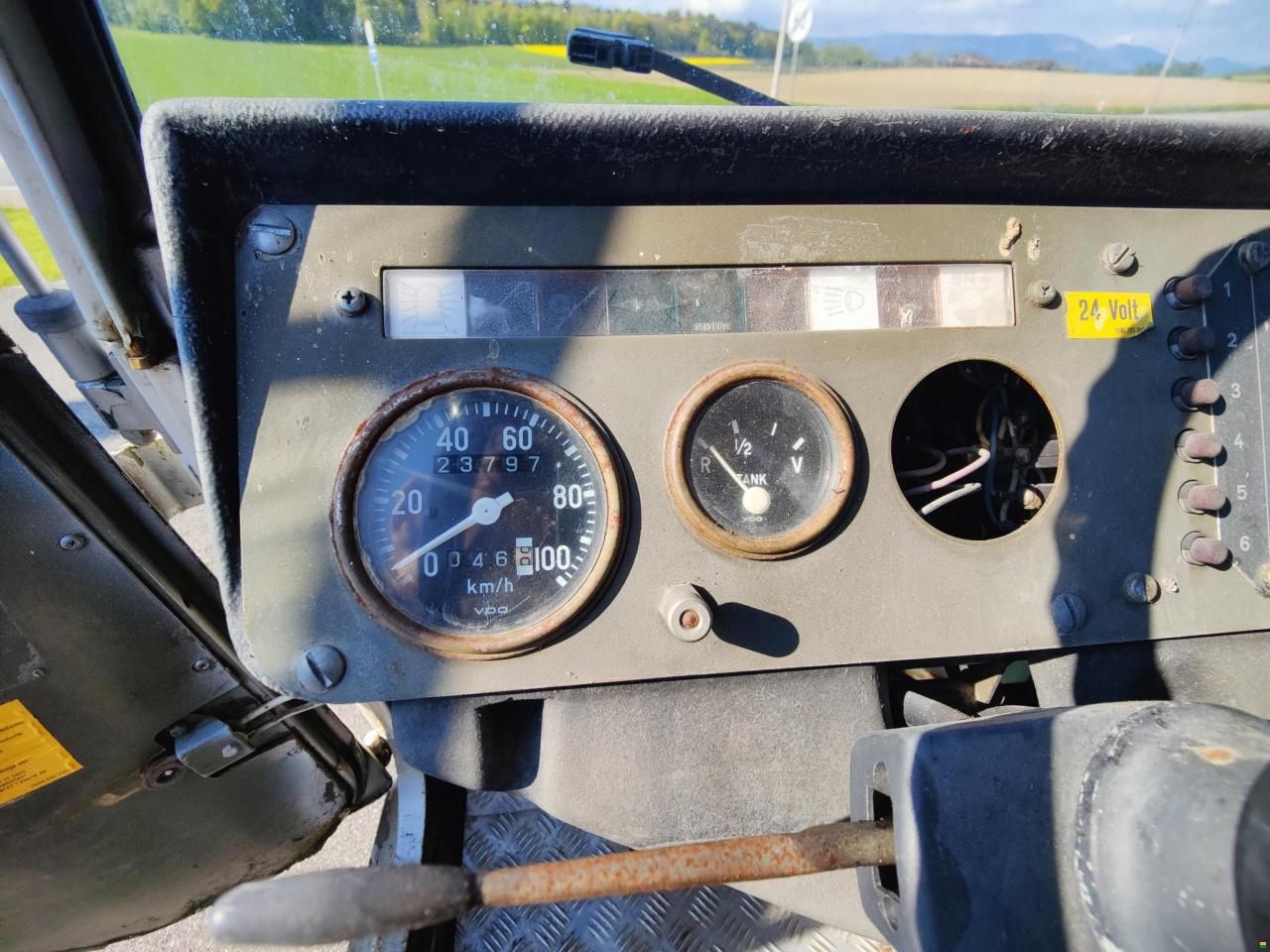 712 M 6x6 Sanitätskabine