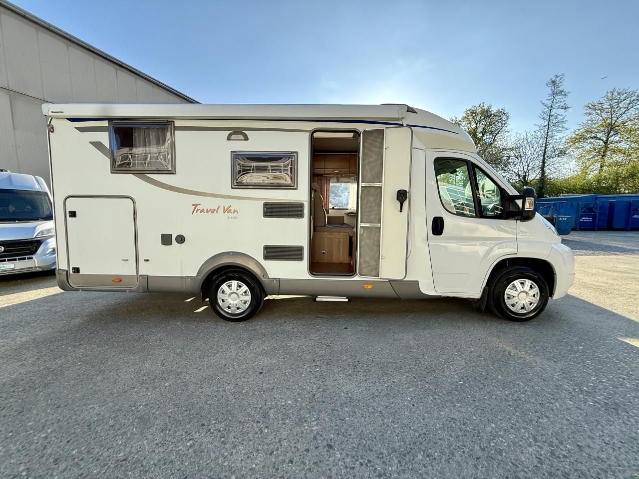 B&uuml;rstner Travel T620 - L&auml;ngsbetten