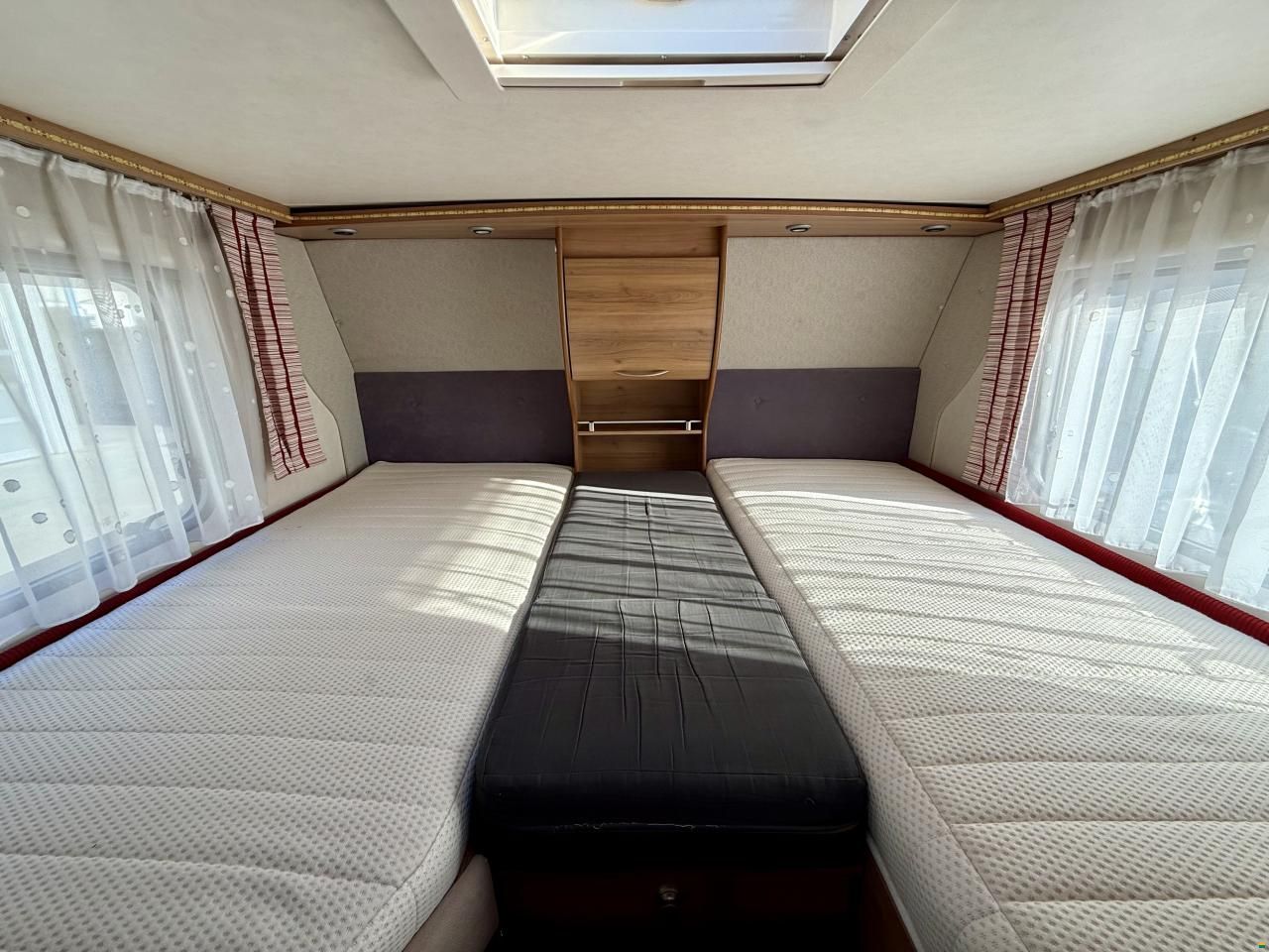 B&uuml;rstner Travel T620 - L&auml;ngsbetten