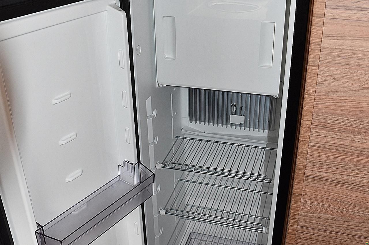 Weinsberg CARASUITE 700 ME 2.2 MJ140