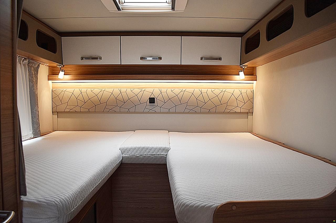 Weinsberg CARASUITE 700 ME 2.2 MJ140