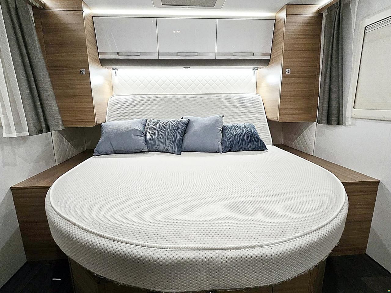 Adria MATRIX AXESS 600 SC 2.2 HDI