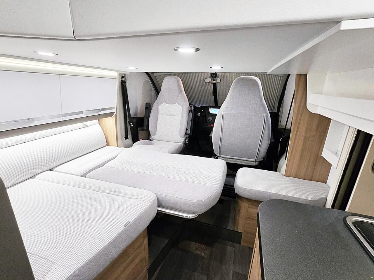 Adria MATRIX AXESS 600 SC 2.2 HDI