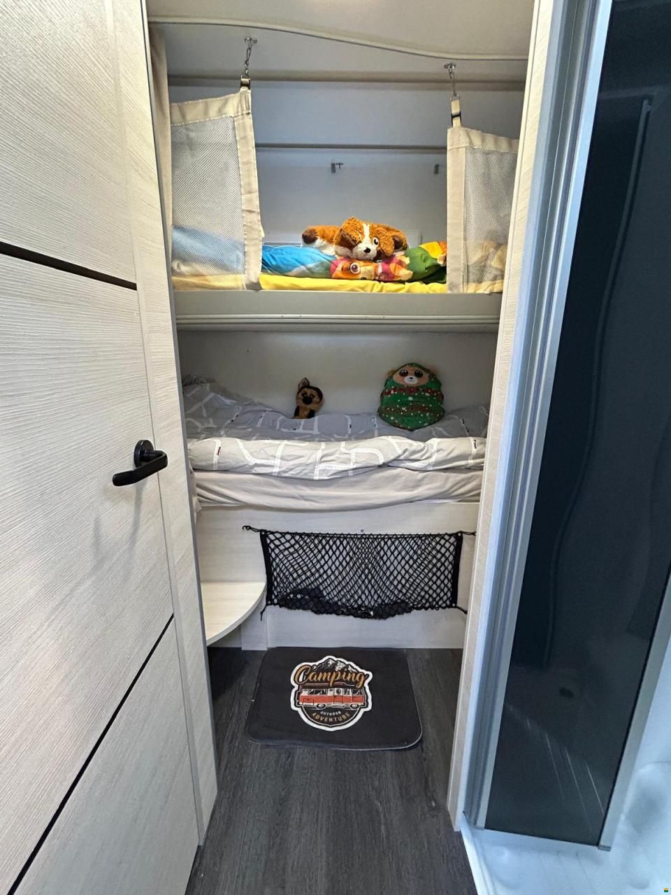 Challenger 380 Graphite Premium