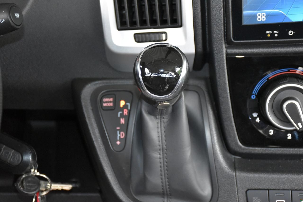 Pilote V 600 J PREMIUM 2.3 MJ 140 AUTOMAT