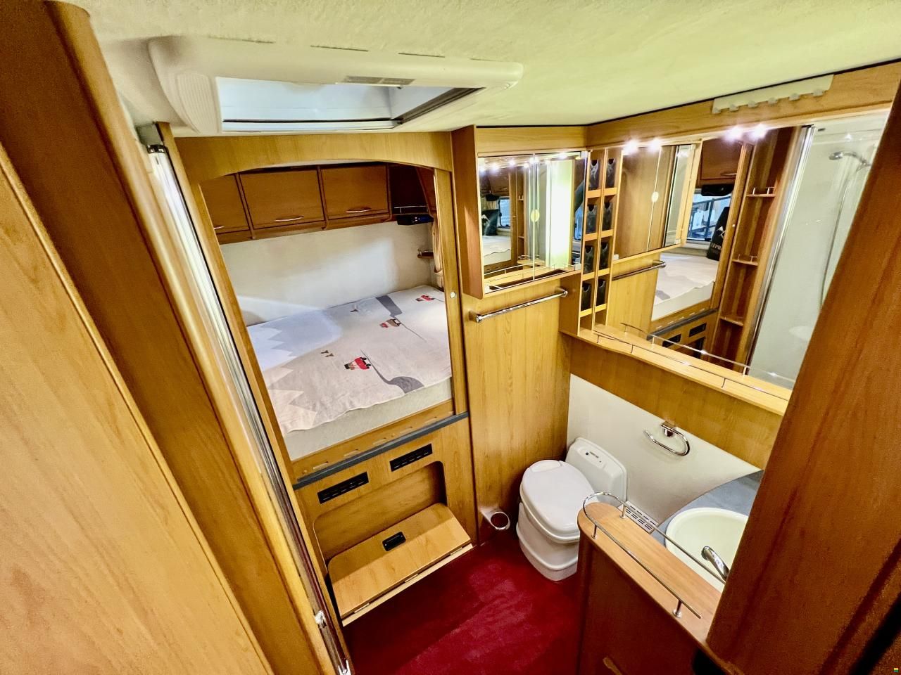 Niesmann-Bischoff Flair 6700 iTA