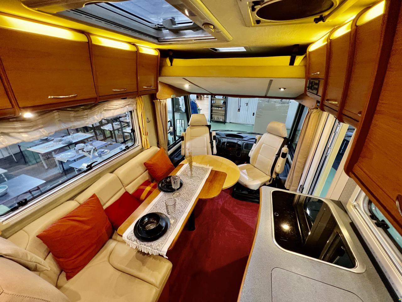 Niesmann-Bischoff Flair 6700 iTA