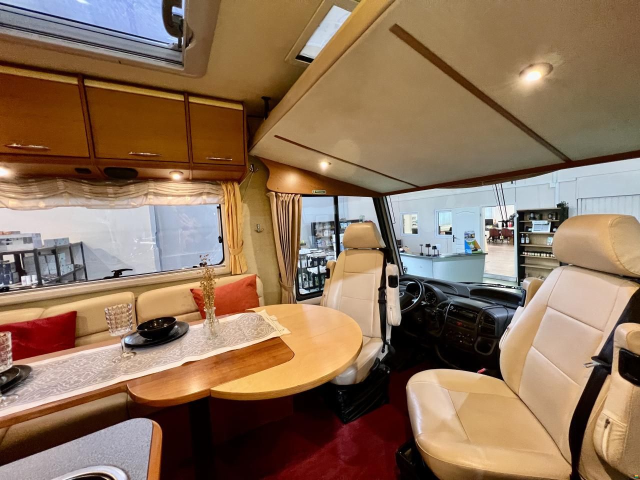 Niesmann-Bischoff Flair 6700 iTA