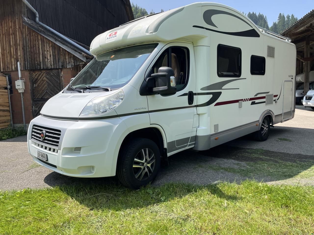 Adria Matrix M 680 SP