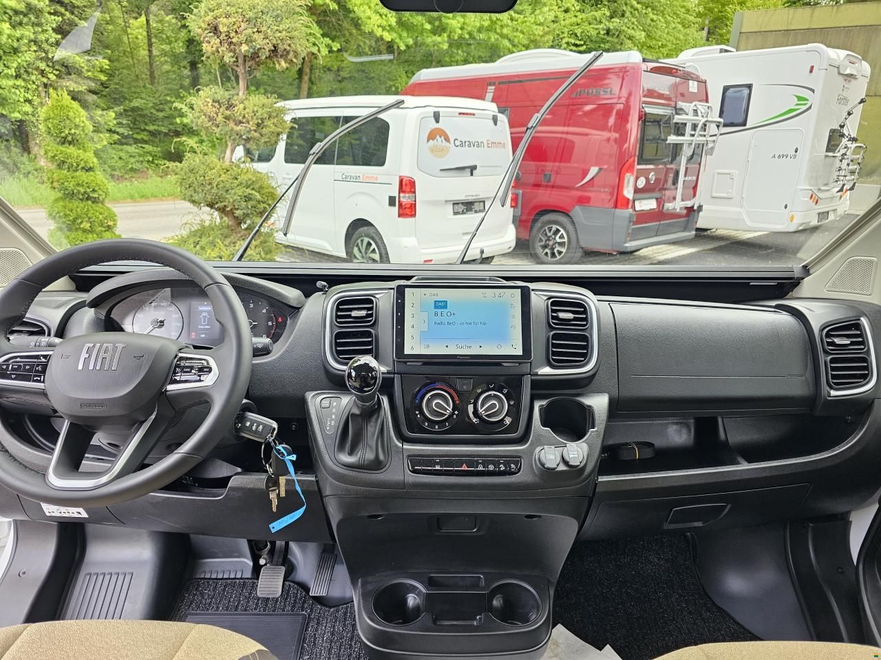Challenger Van V114 M mit 2 Doppelbett, Automat!