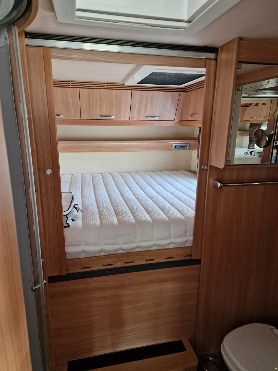 Niesmann-Bischoff Flair 7100i C