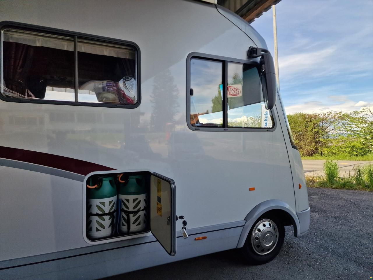 Niesmann-Bischoff Flair 7100i C