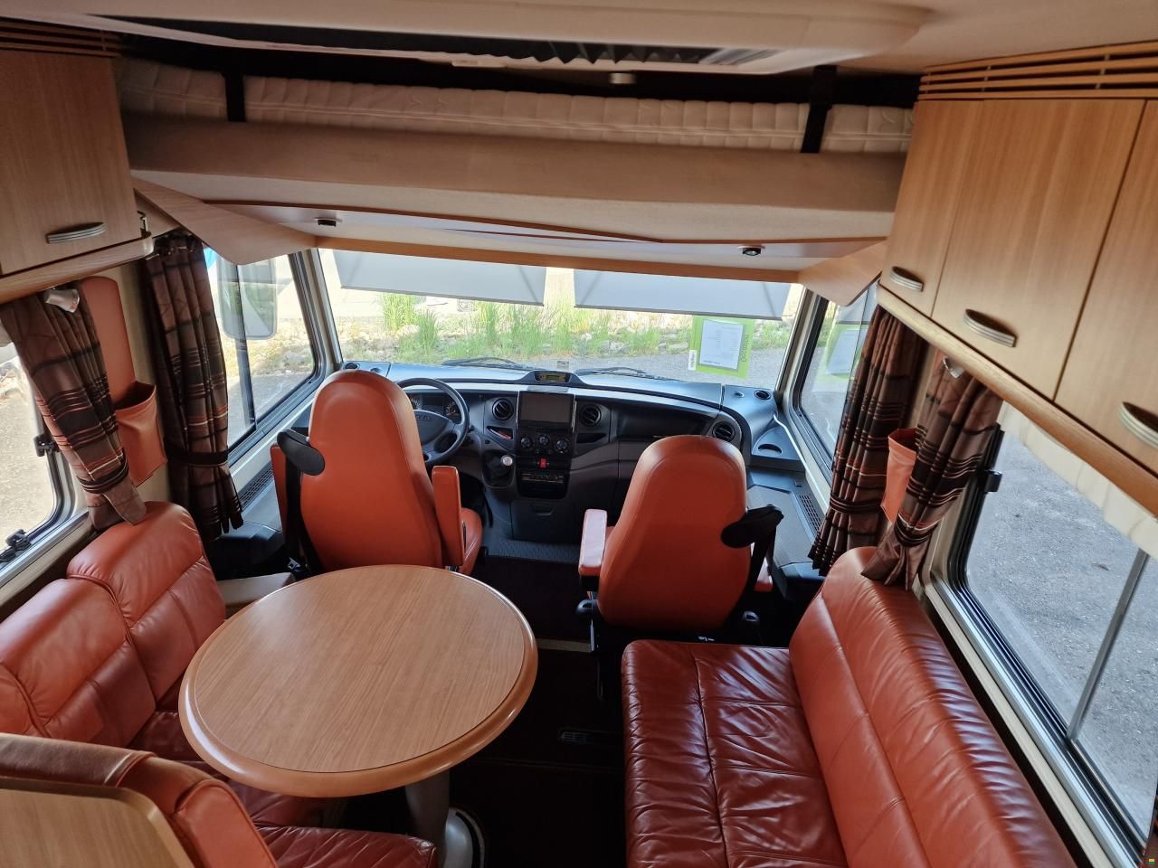 Niesmann-Bischoff Flair 7100i C