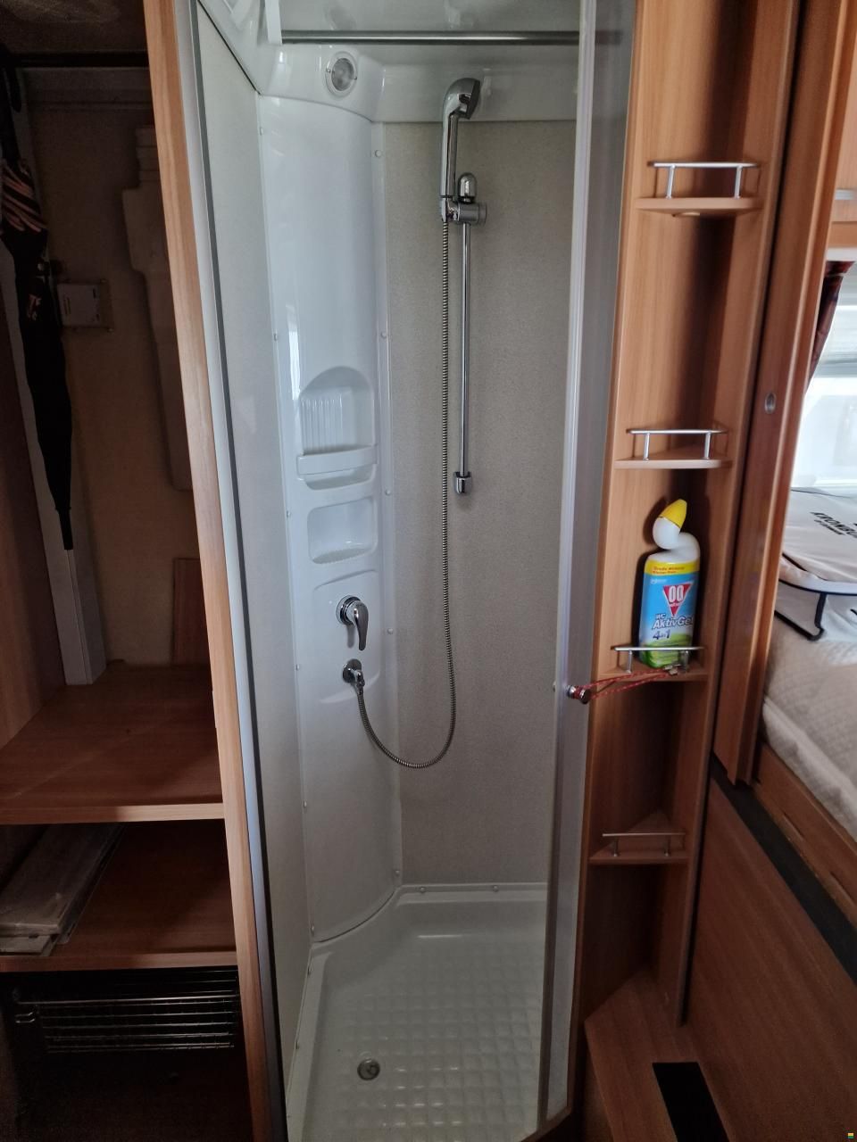 Niesmann-Bischoff Flair 7100i C