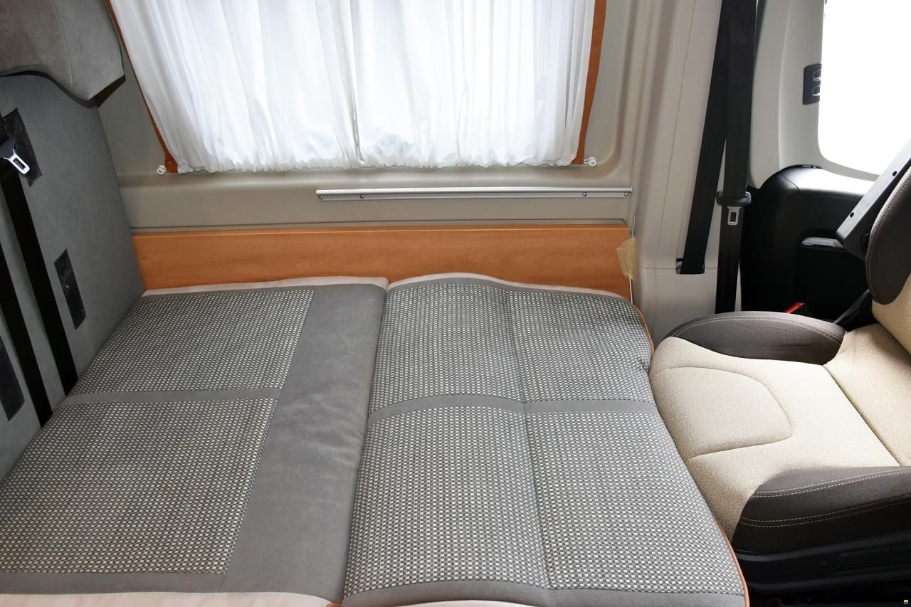 Pössl 2 WIN PLUS 9G-AUTOMAT 2.3 MJ160