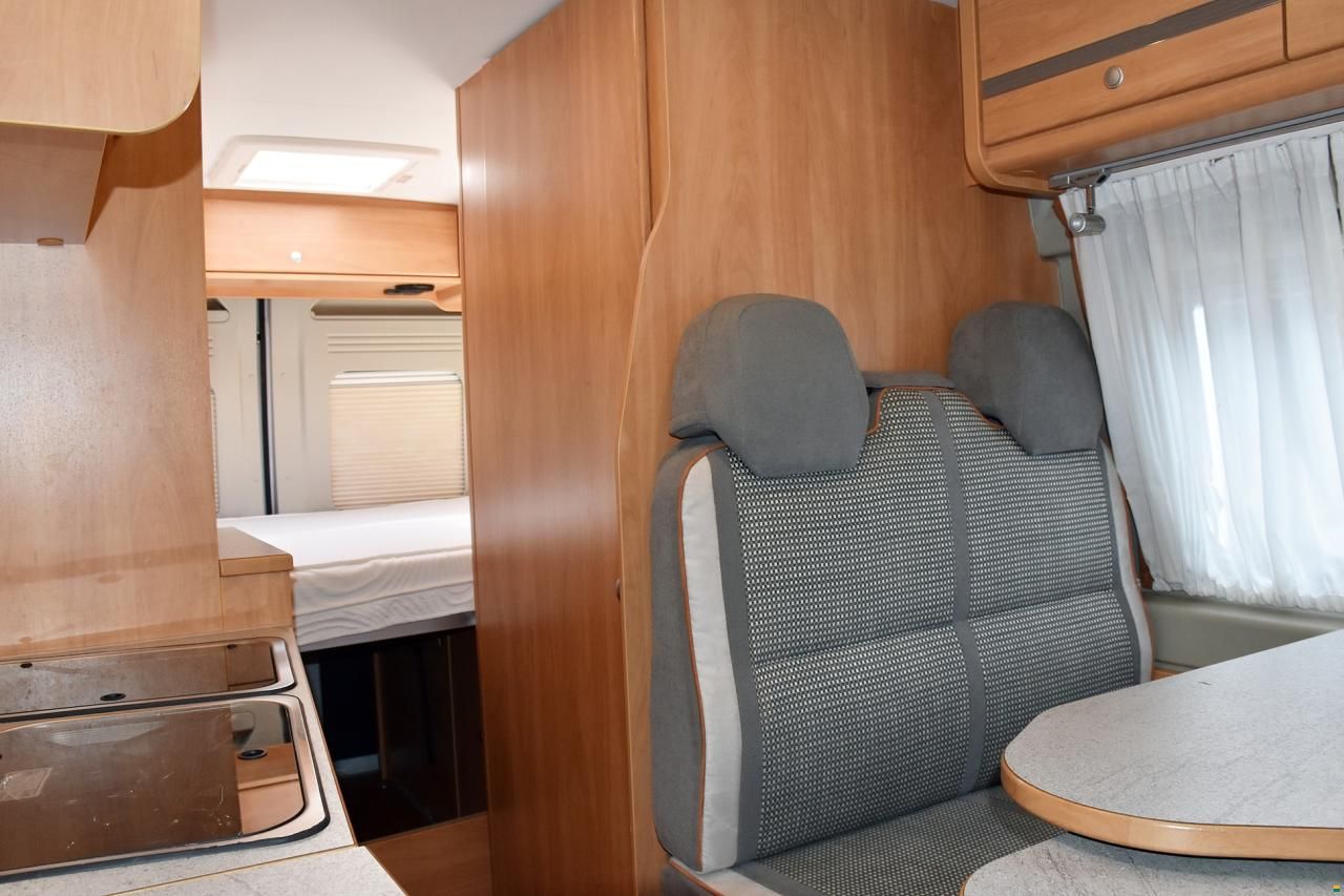 Pössl 2 WIN PLUS 9G-AUTOMAT 2.3 MJ160