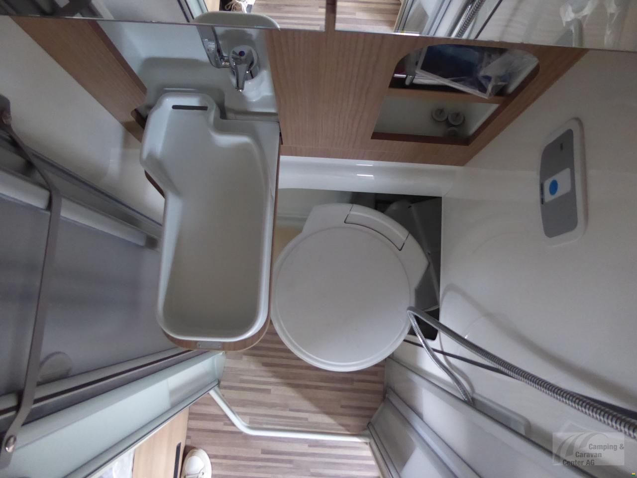 Malibu Van compact 540 DB Family-for-4