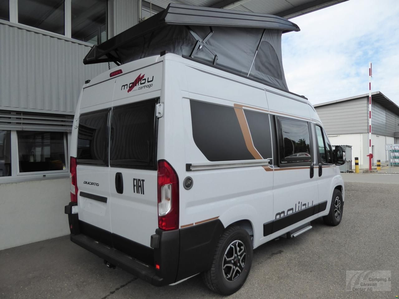 Malibu Van compact 540 DB Family-for-4